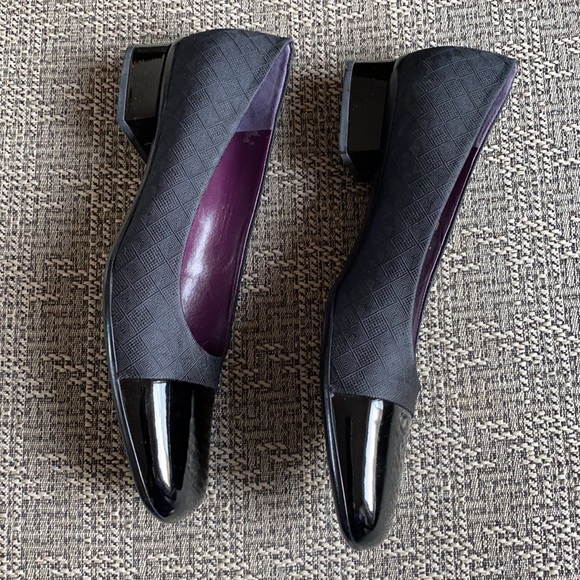 Bruno Magli Block Heel Flat 9.5 - Picture 2 of 8